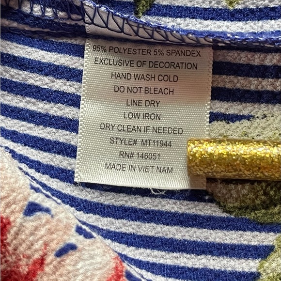 Monteau Maternity Shirt Blouse with tie back and flare sleeves - Like New! - Picture 5 of 5